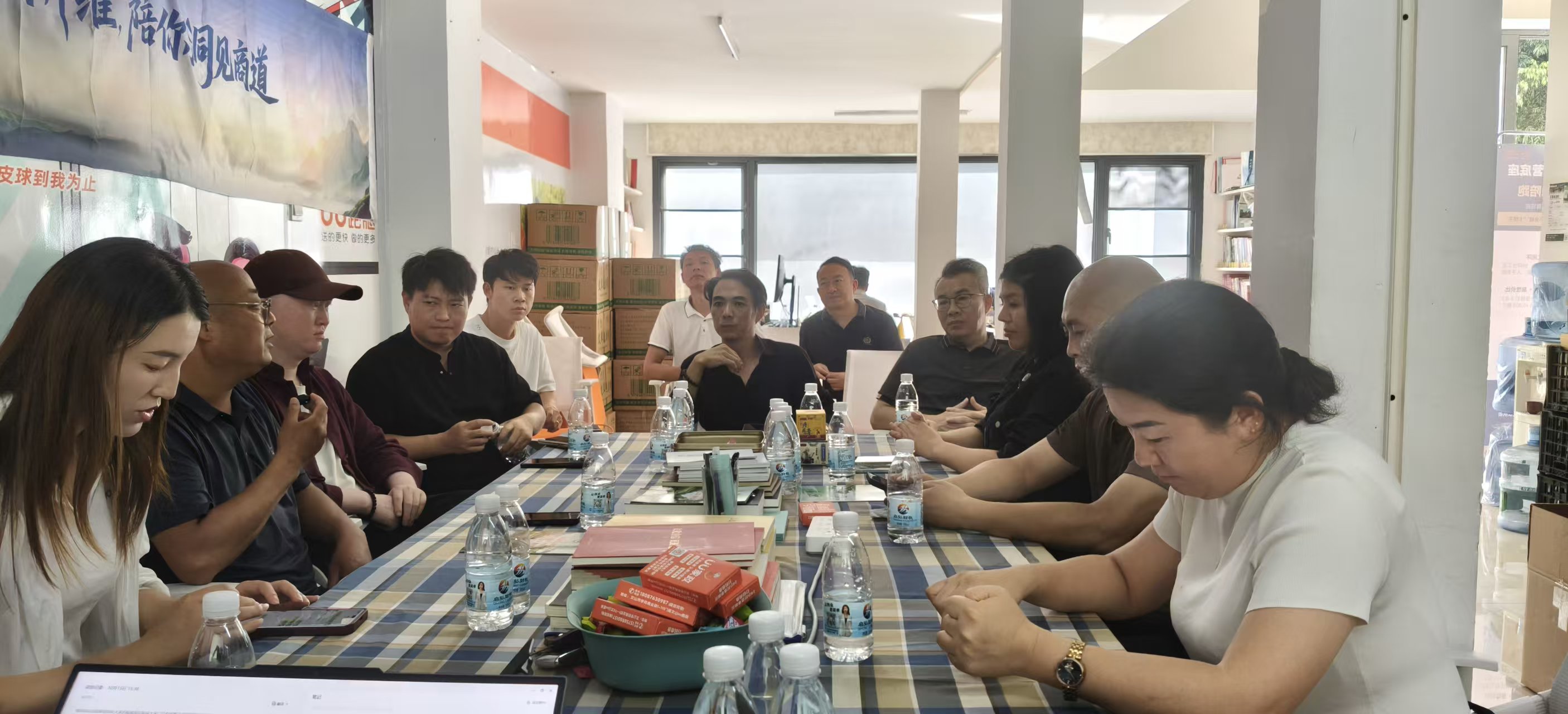 文山十几家企业坐到一起，把生态共建聊成了具体的下一步
